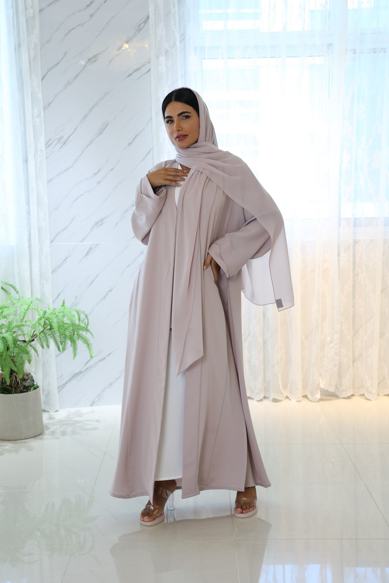 BR SIGNATURE ABAYA 18