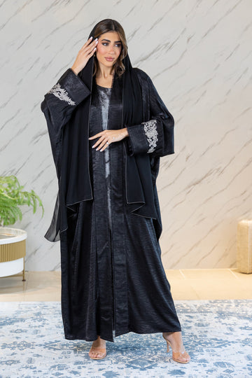MODERN BLACK EMBROIDERY ABAYA 3